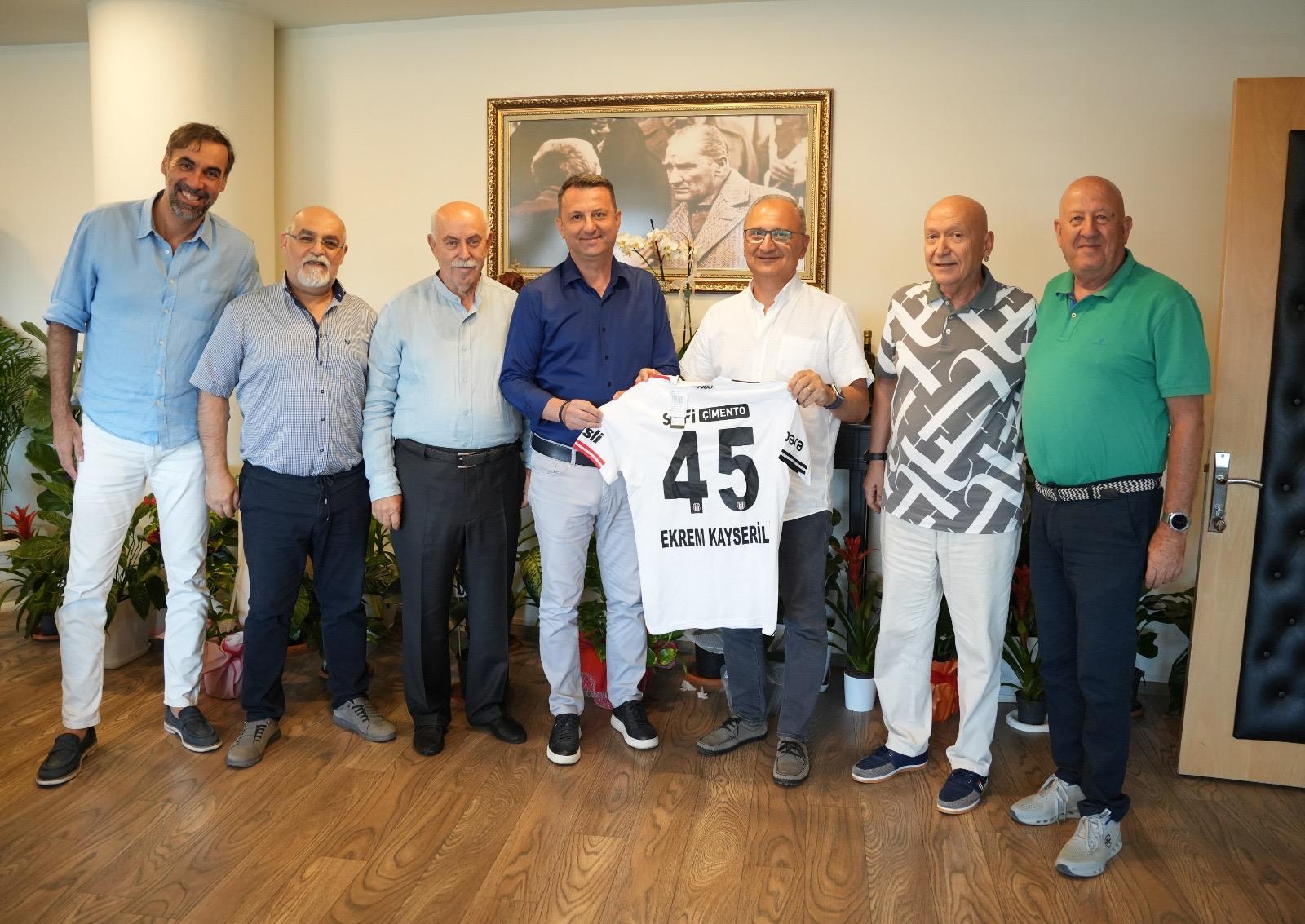 Akhisar Belediye Başkanımız Ekrem Kayserili’yi Ziyaret Ettik